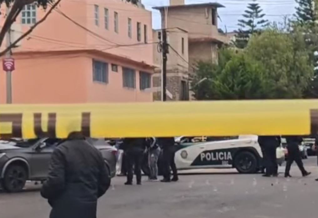 EJECUCIÓN: Emboscan a conductor y copiloto; les dispararon más de 20 veces