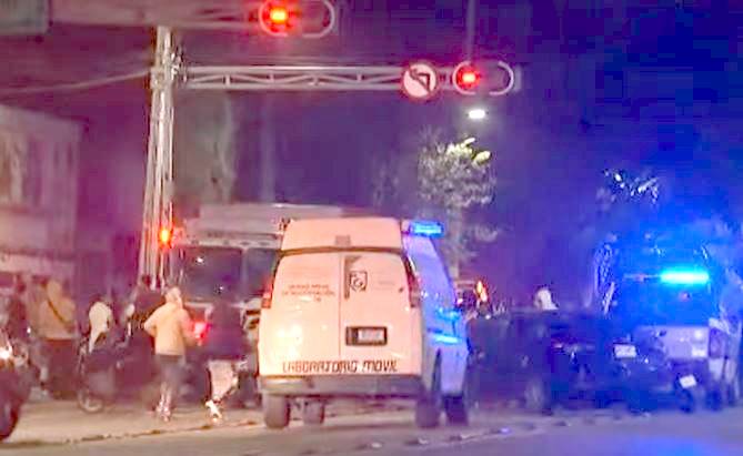TRAGEDIA: Motociclista muere en accidente con un auto que huyó
