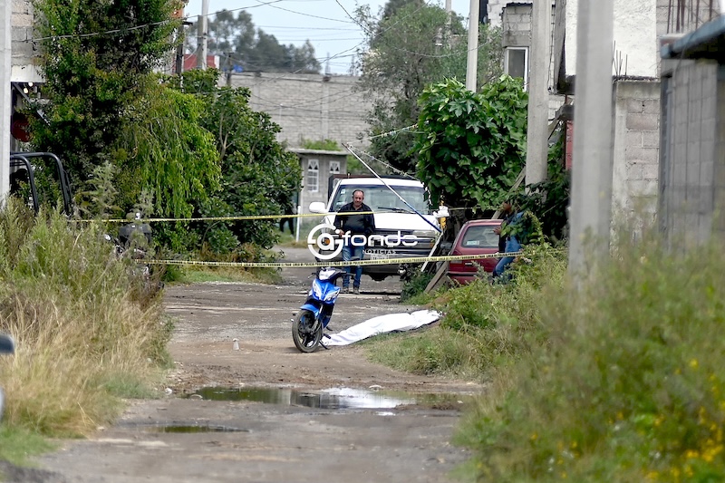 DRAMA. Mujer es asesinada después de dejar a sus hijos en la escuela; querían robarle su moto