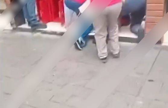 VIDEO: Graban paliza de empleadas de tienda 3B contra una ladrona
