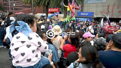 DÍA DE MUERTOS. Desfilan 180 alebrijes en el Paseo de la Reforma formando un mar de color y tradiciones