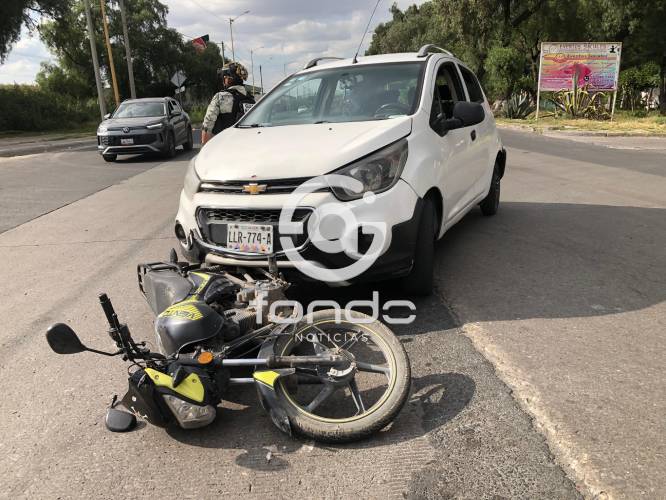 TERRIBLE: Gerardo regresaba a casa en moto y un conductor lo embistió