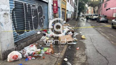 PÁNICO: Vecinos confunden máscara realista con una cabeza humana