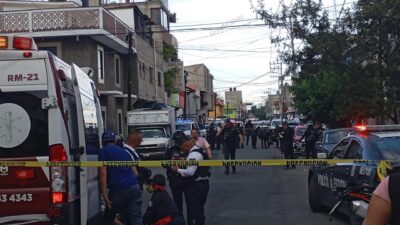 BALACERA: Sujetos atacan a pareja que salía de un billar y matan a la mujer