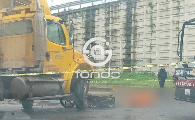 TRAGEDIA. Imprudencia fatal; trailero da vuelta prohibida y le quita la vida a un motociclista