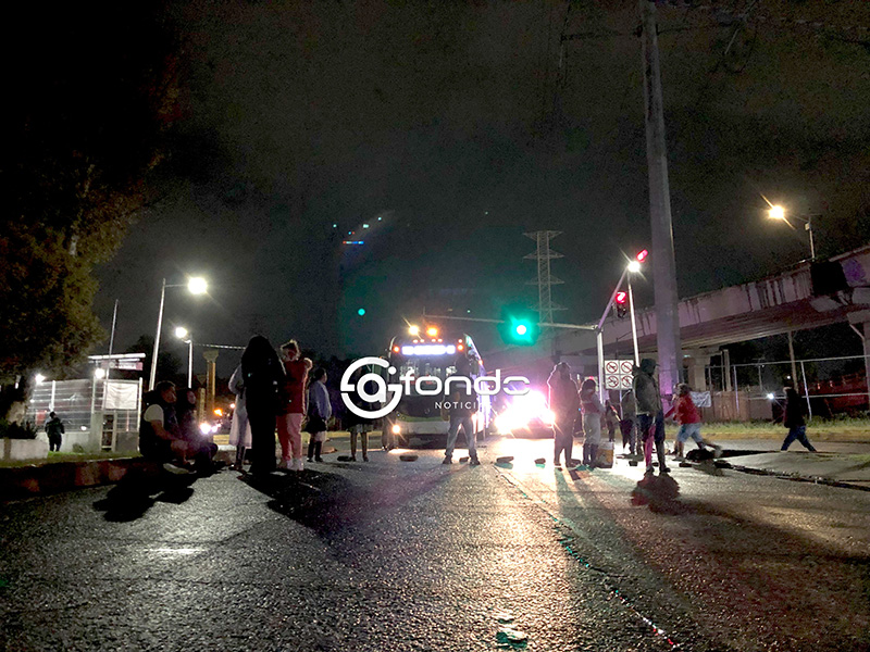 ÚLTIMA HORA. Vecinos bloquean Avenida Central en repudio contra alcaldesa de Ecatepec que no cumplió promesas