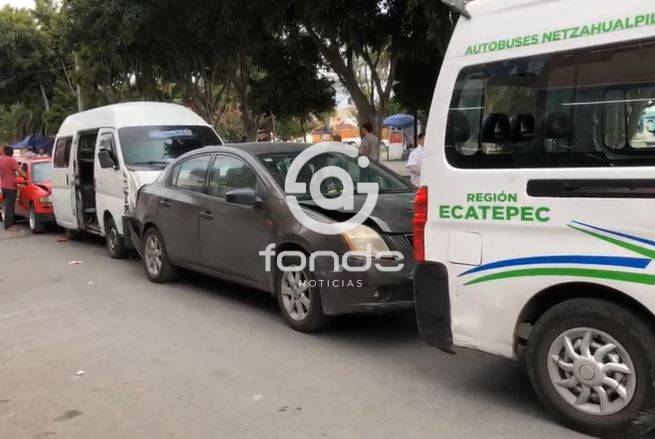 URGENTE: Vehículo oficial de Ecatepec provoca enorme choque múltiple