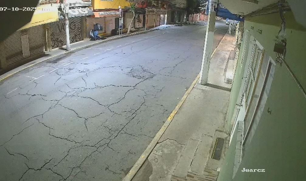 VIDEO. ‘Cortinazo’; malvivientes dejan sin patrimonio a una familia en pleno centro de Ecatepec