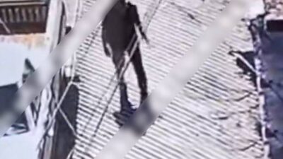 VIDEO: Criminal noquea a abuelita para quitarle el dinero del ‘mandado’