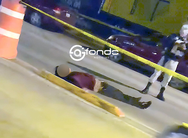 LAMENTABLE. Joven de 20 años muere al ser arrollado por una pipa frente a un bar en Edomex