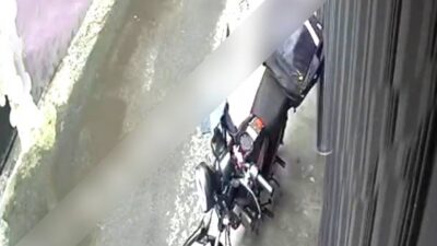 VIDEO: ‘¡Agarren a ese pen…!’; motociclista de Didi abusa de una jovencita
