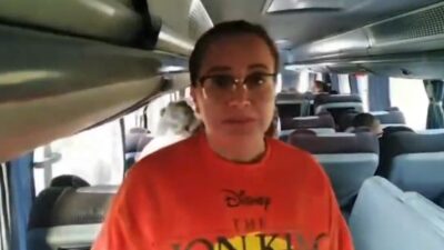 VIDEO: Pasajeros de ETN llevan 24 horas varados por un bloqueo