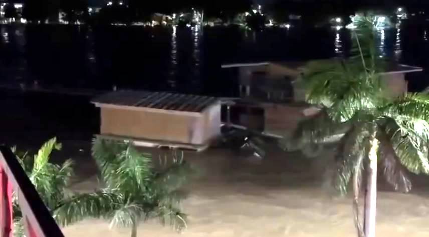 VIDEO. Restaurante ‘desaparece’ durante la tragedia de Veracruz; autoridades accionan plan DN-III