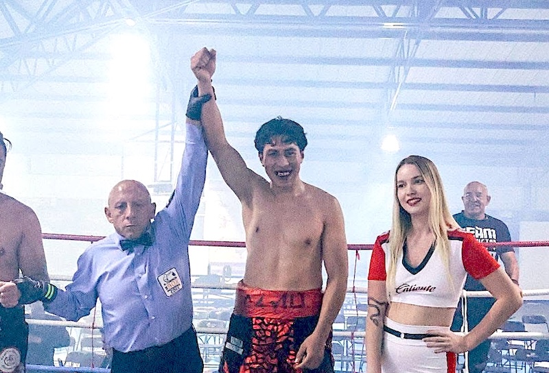 DRAMA. Joven boxeador sufre derrame cerebral al bajar del ring; piden ayuda para salvarle la vida