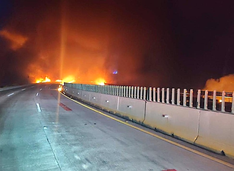 ÚLTIMA HORA. Explota una pipa cargada con gas lp; cierran autopista México-Puebla