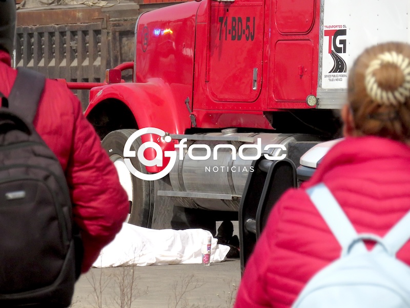 TRAGEDIA. Jorge Iván tenía 20 años y trabajaban en un taller; hoy murió cuando ‘echaba aguas’ a un camionero