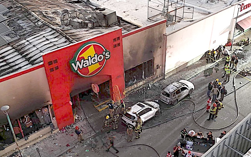 TRAGEDIA. Mueren 23 personas debido a una explosión en una tienda de la cadena Waldos