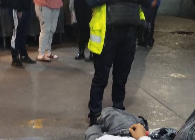 TRISTEZA: Javier tenía diálisis y murió al entrar a una estación del Metro