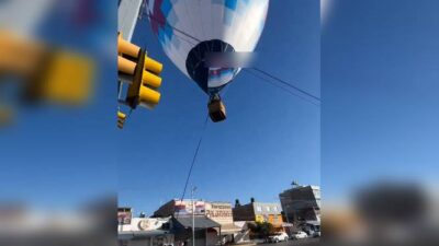 VIDEO: Globos aerostáticos aterrizan de emergencia en medio de avenidas