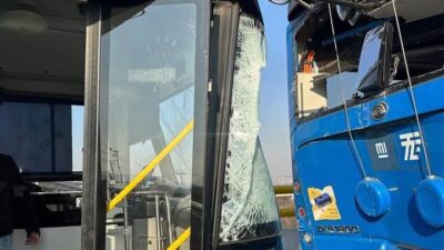 ATENCIÓN: Chofer de Trolebús se queda dormido y se estrella contra otro; hay 20 heridos