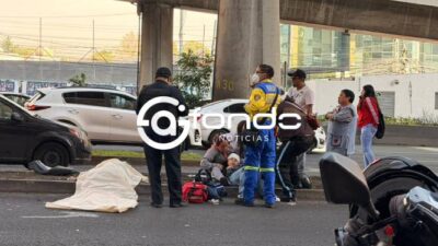 CAÍDO: Pareja iba en moto e intentaron esquivar un bache; él murió y ella está grave