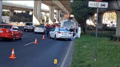 TRAGEDIA. El cuerpo sin vida de una mujer fue localizado en Periférico; creen que fue arrollada por un conductor que se dio al a fuga