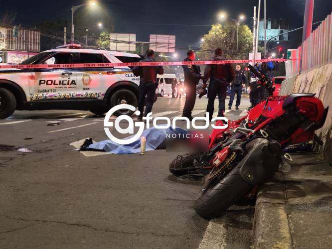 VIDEO. Motociclista se mata a toda velocidad y su acompañante sale ‘volando’