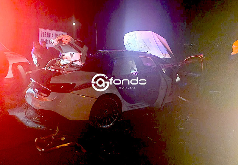 TRAGEDIA. Hugo Enrique y Maximiliano mueren tras hundirse su auto en un canal de aguas negras