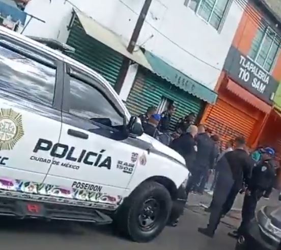 EJECUCIÓN: Sujetos entran a una barbería y acribillan a un cliente