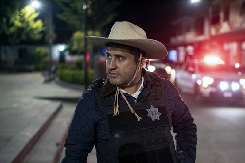 ÚLTIMA HORA. Asesinan a balazos a alcalde de Uruapan durante un festival de muertos