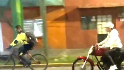 VIDEO: Motociclistas salen a arrollar ciclistas, se graban y lo suben a redes