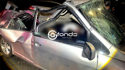 TRAGEDIA. Jóvenes sufren accidente automovilistico al salir de una fiesta; dos pierden la vida