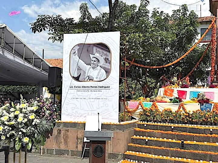 VIOLENCIA. Se registran disturbios tras asesinato de Carlos Manzo, alcalde de Uriapan