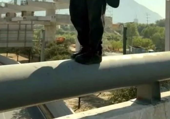 VIDEO: ‘¡Hazte para allá!’; Óscar perdió a su esposa e hijo, y casi comete una tragedia