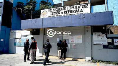 VER PARA CREER. Movilizan patrullas y ambulancias por una pelea entre padres de familia dentro de una secundaria