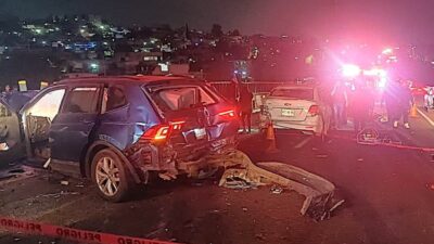 ÚLTIMA HORA. Se registra carambola de vehículos en autopista Chamapa-Lechería; reportan 7 lesionados