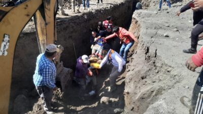 VIDEO: Alejandro trabajaba en una obra cuando un derrumbe lo dejó atrapado
