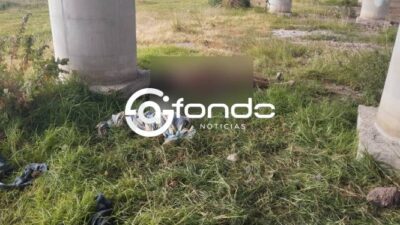 TERRIBLE. Lo matan a golpes y dejan el cuerpo casi desnudo bajo un puente en el Estado de México