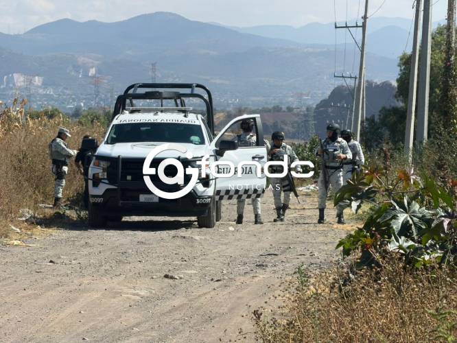 VIDEO. Arrojan cuerpo con el cuello cortado muy cerca del reclusorio de Chiconautla