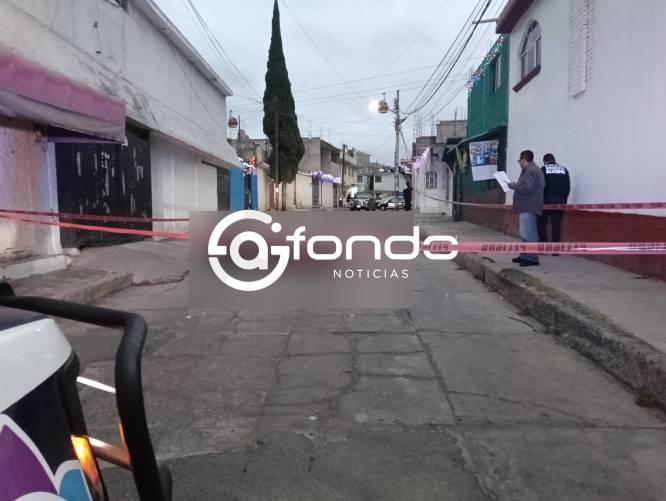 JUSTICIEROS. Amanecen dos cuerpos ejecutados junto a una moto con reporte de robo en calles de Ecatepec