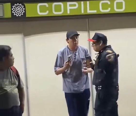 VIDEO: Policía intimida a joven en el Metro porque grababa con su celular