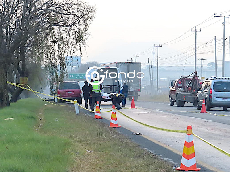 TERRIBLE. Cuerpo de un hombre queda destrozado a pocos metros de un puente en Edomex