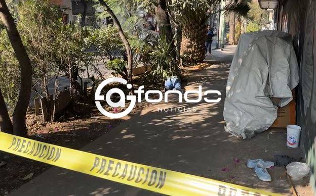 URGENTE: Hombre aparece sin vida junto a un campamento improvisado