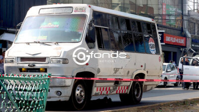 TRAGEDIA. Abuelito salió de compras para preparar la cena de Navidad y un microbús le quitó la vida