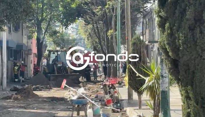 URGENTE: Trabajadores rompen tubería y causan fuga de gas; desalojan casas y escuela
