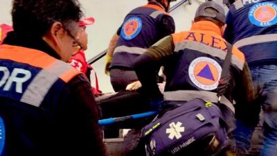 VIDEO: Mujer estuvo a punto de morir al caer a las vías del Metro