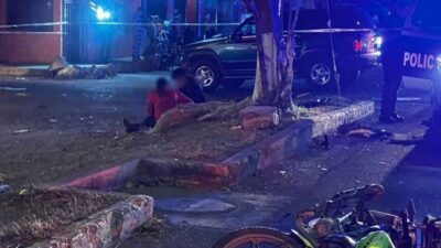 DESGARRADOR: Padres regalan moto a su hijo de 13 años y horas después abrazan su cadáver