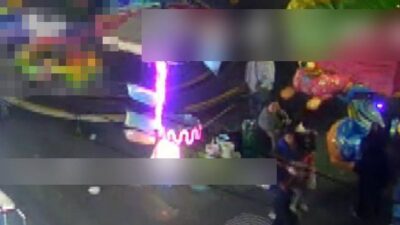 VIDEO: Carlos estaba con una niña en la feria y ahí lo mataron por la espalda