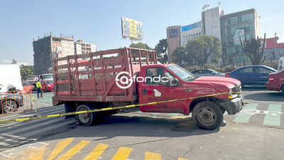 DRAMÁTICO. Llevaba un café y pan en las manos, pero una camioneta le quitó la vida