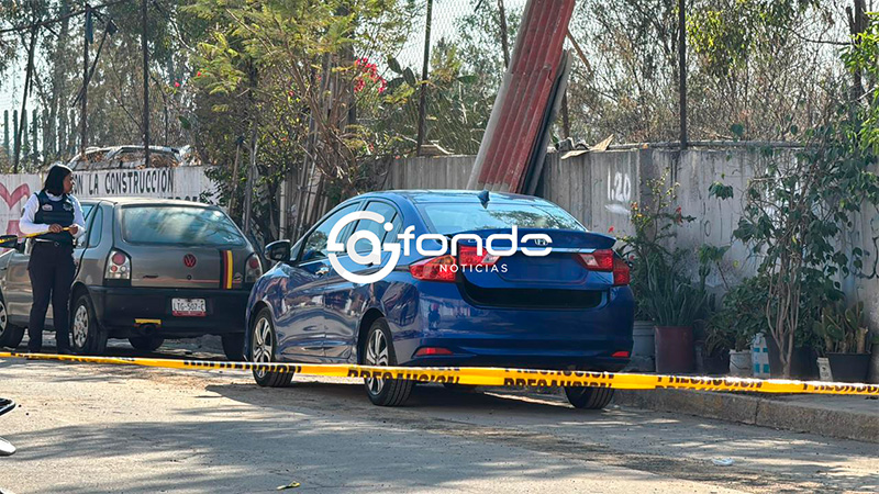 TERRIBLE. Gaby N. dejó abandonado su coche y vació su casa después de arrastrar a motociclista por varios kilómetros
